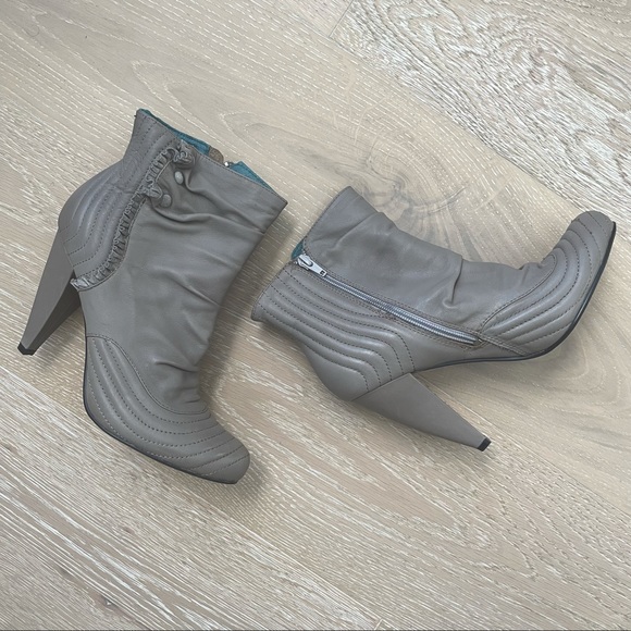 NWOT Seychelles Banjo Taupe Booties, 8.5 - Picture 2 of 8